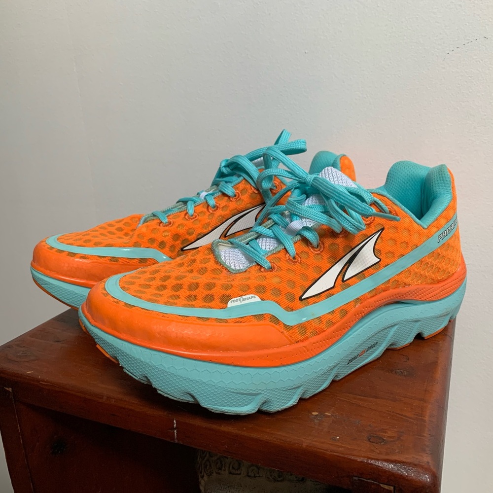 Womens Altra Paradigm 1.5 Cushioned Running Shoes